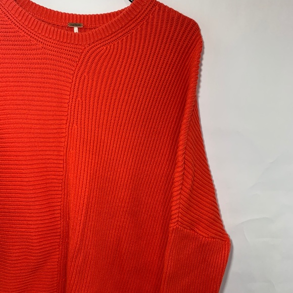 Free People coral asymmetrical pullover sweater - Picture 5 of 11